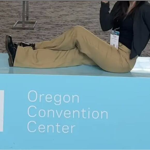 Club Monaco Flawless Trouser Pants SIZE 6 Khaki Olive Office Chic Designer $198 - Picture 4 of 9